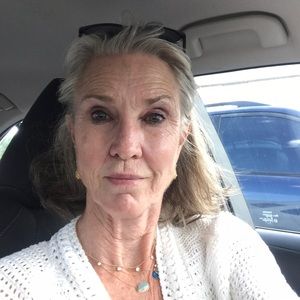 Meet your Posher, Ellen